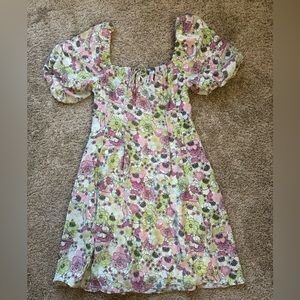 Dress, off the shoulder sleeves. New with tags!
